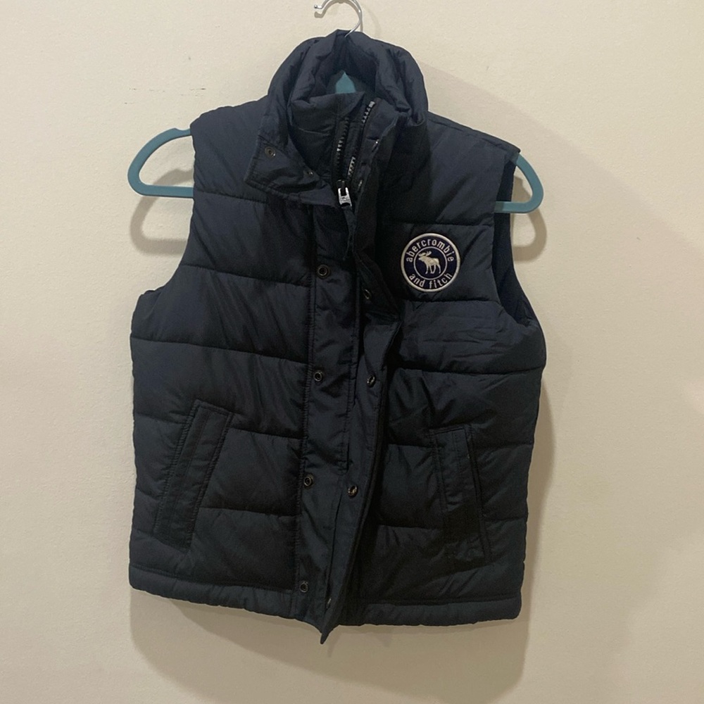 NEVER WORN NAVY VEST